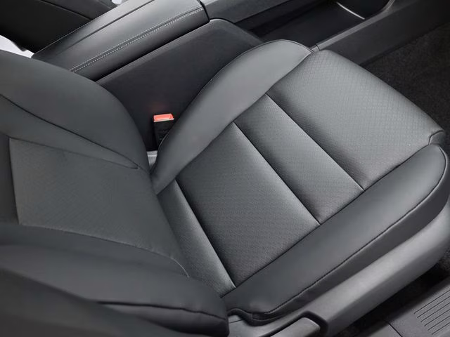 2026 Boulder Gray Pearl Nissan Rogue Dark Armor FWD SUV