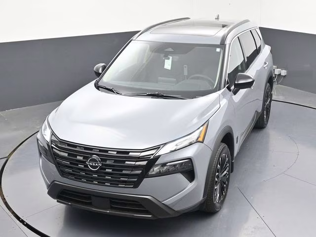 2026 Boulder Gray Pearl Nissan Rogue Dark Armor FWD SUV