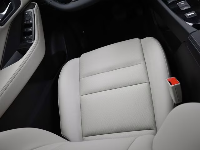 2026 Everest White Pearl Tricoat Nissan Rogue Dark Armor FWD SUV