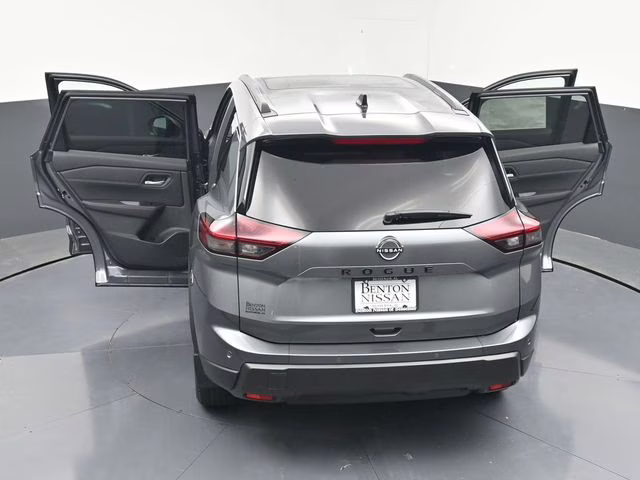 2026 Gun Metallic Nissan Rogue Dark Armor FWD SUV