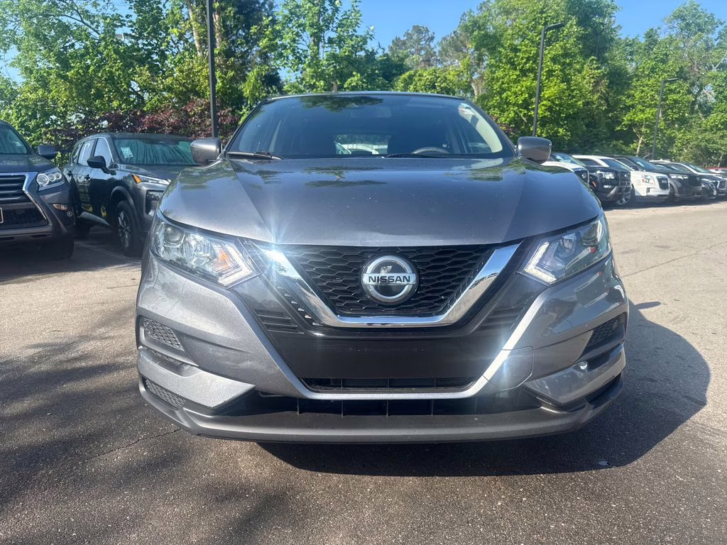 2020 Gun Metallic Nissan Rogue Sport S FWD SUV