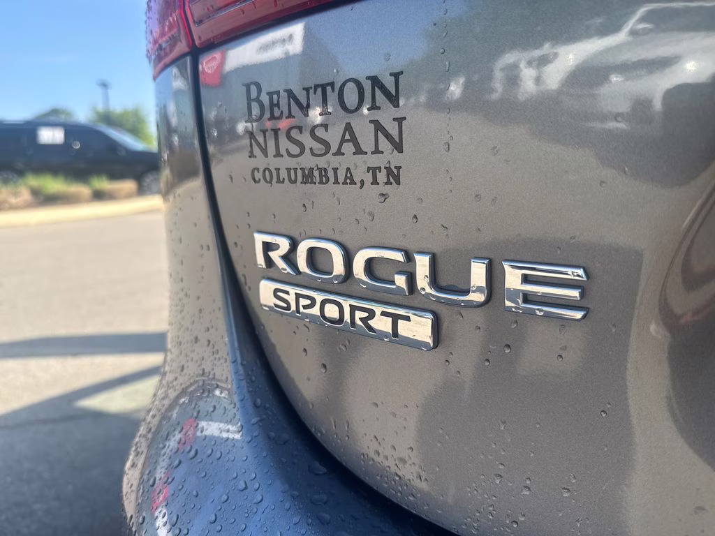 2020 Gun Metallic Nissan Rogue Sport S FWD SUV