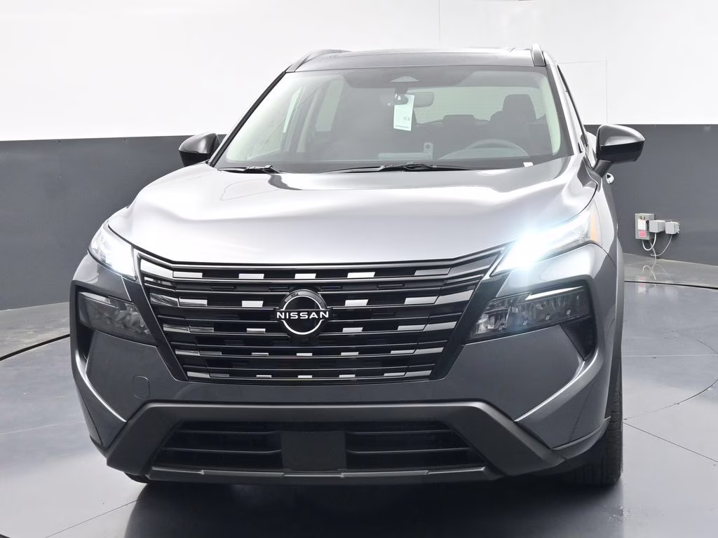 2026 Gun Metallic Nissan Rogue Dark Armor FWD SUV