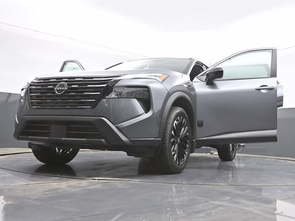 2026 Gun Metallic Nissan Rogue Dark Armor FWD SUV