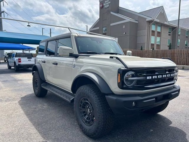 2026 Desert Sand Ford Bronco Heritage Edition 4X4 SUV