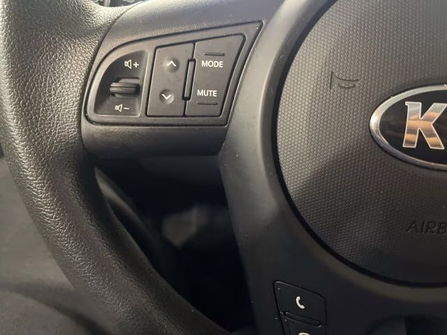 2013 Shadow Pearl Metallic Kia Soul Base FWD Hatchback