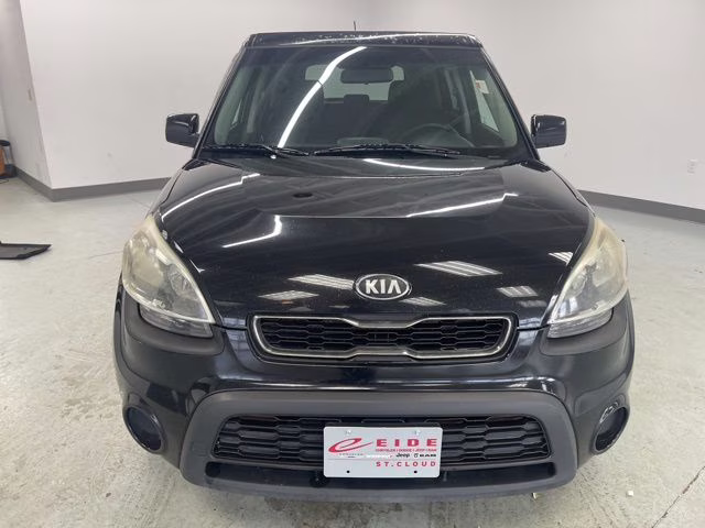 2013 Shadow Pearl Metallic Kia Soul Base FWD Hatchback