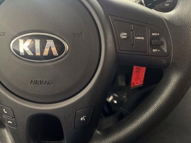 2013 Shadow Pearl Metallic Kia Soul Base FWD Hatchback