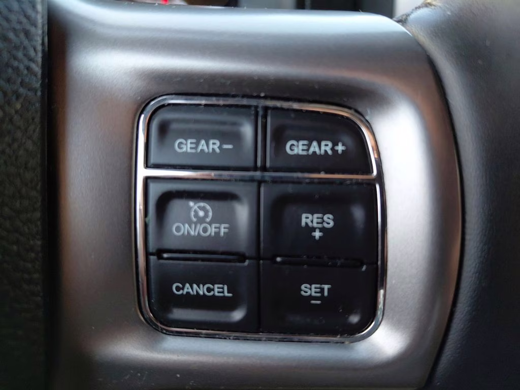 2022 Diamond Black Crystal Pearlcoat Ram 1500 Classic Warlock 4X4 Truck