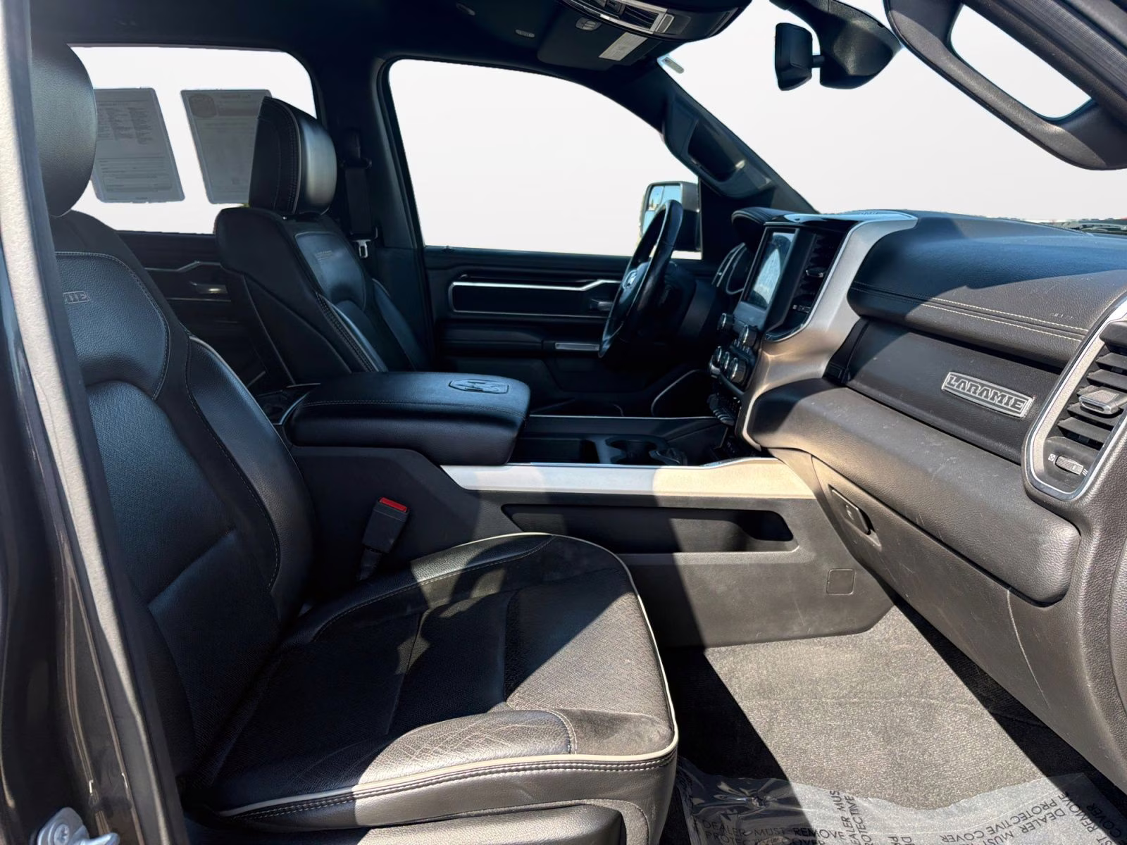 2019 Granite Crystal Metallic Clearcoat Ram 1500 Laramie 4X4 Truck