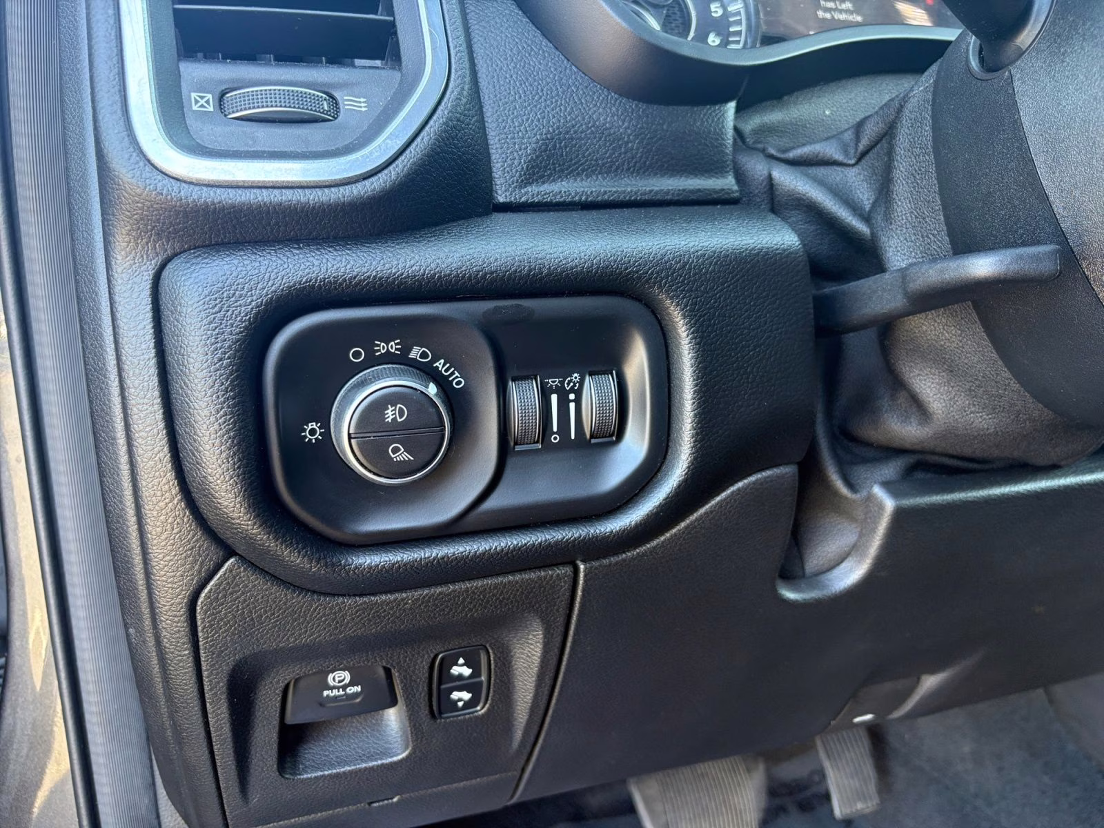 2019 Granite Crystal Metallic Clearcoat Ram 1500 Laramie 4X4 Truck