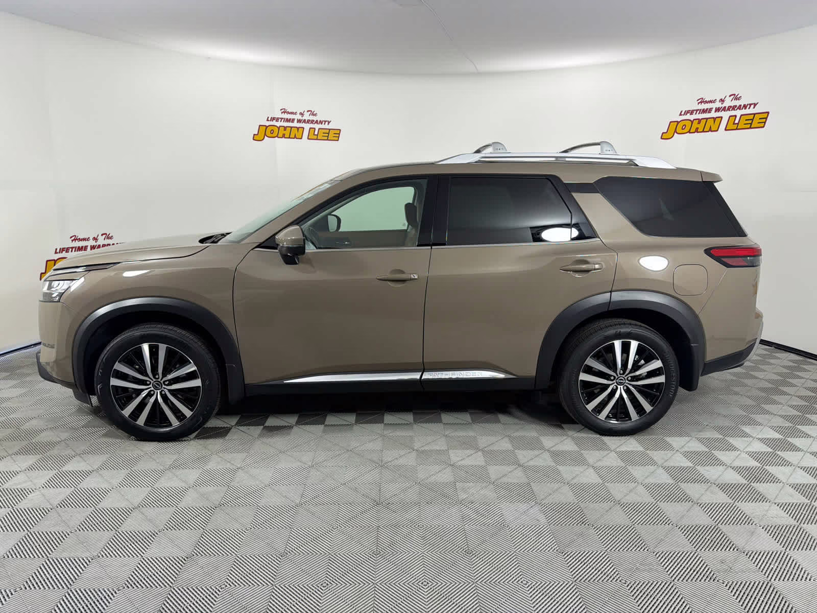 2024 Baja Storm Nissan Pathfinder Platinum FWD SUV