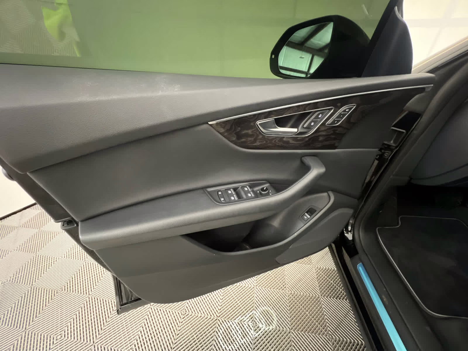 2021 Night Black Audi Q8 Premium AWD SUV