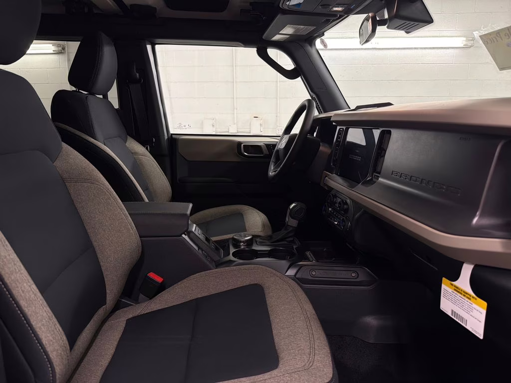 2026 RUBY RED TNTD Ford Bronco Big Bend 4X4 SUV
