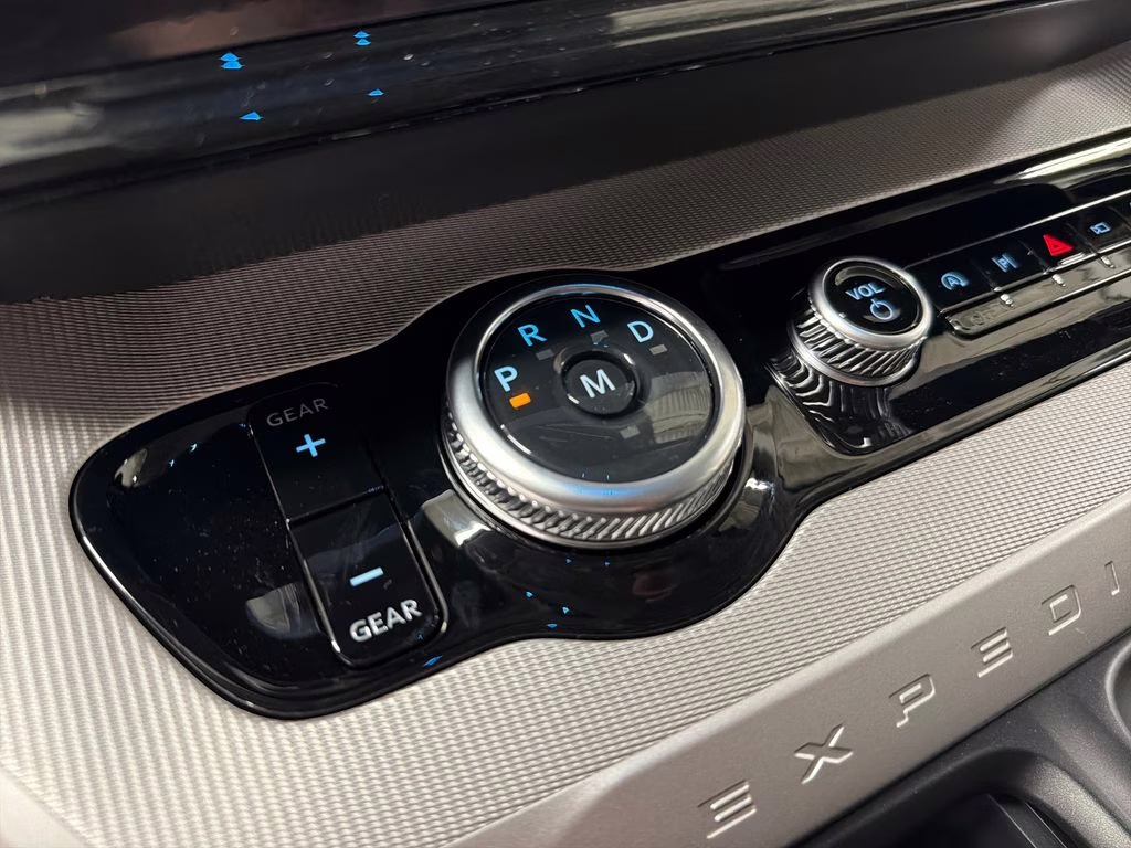 2026 STAR WHITE TRI-COAT Ford Expedition Active RWD SUV