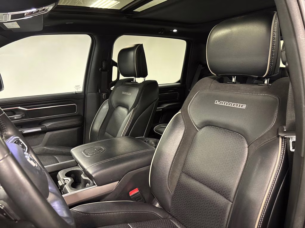 2023 Patriot Blue Pearlcoat Ram 1500 Laramie 4X4 Truck