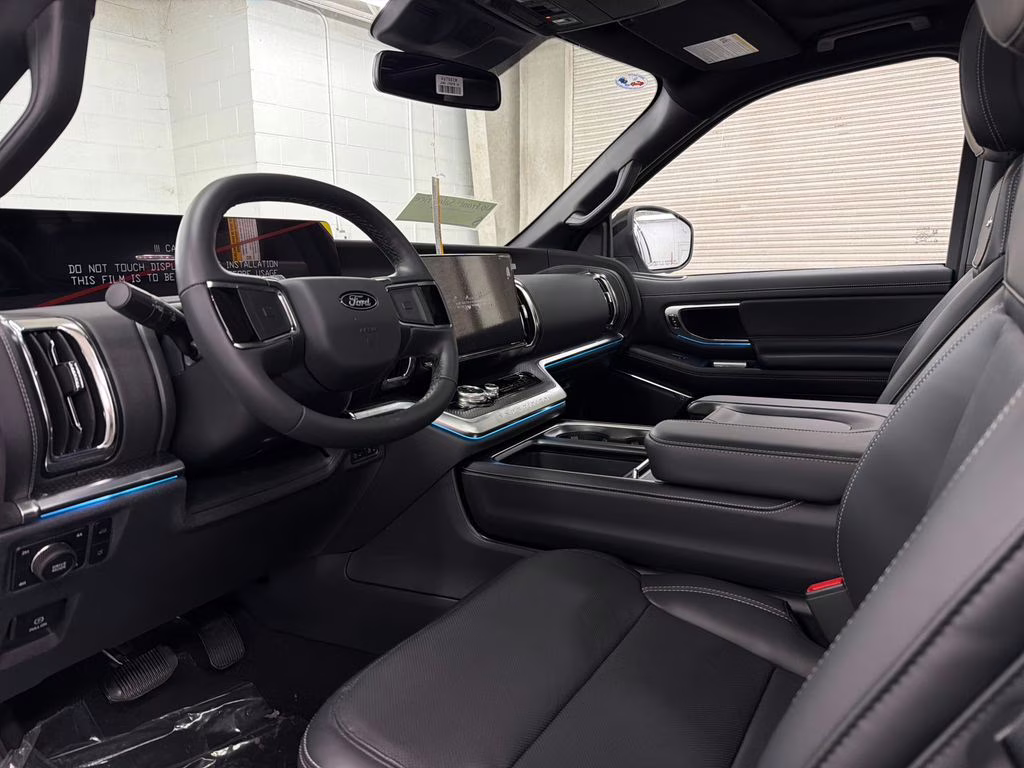2026 STAR WHITE TRI-COAT Ford Expedition Max Platinum 4X4 SUV