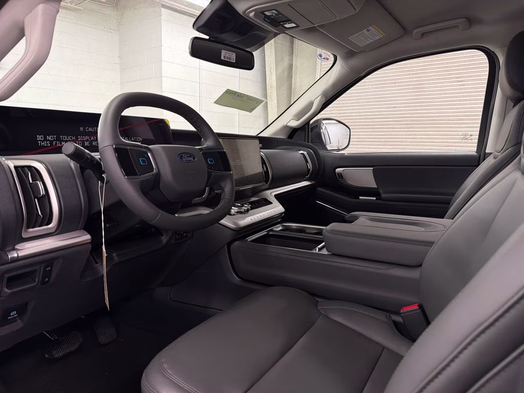 2026 STAR WHITE TRI-COAT Ford Expedition Active RWD SUV