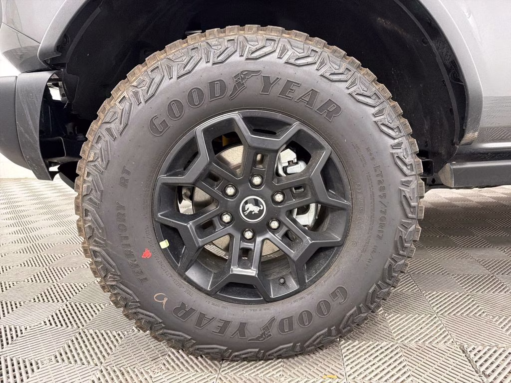 2026 CARBONIZED GRAY Ford Bronco Badlands 4X4 SUV