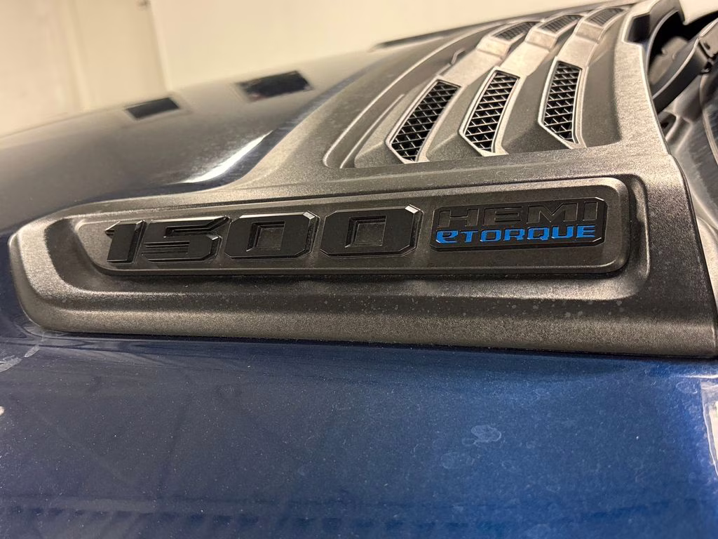 2023 Patriot Blue Pearlcoat Ram 1500 Laramie 4X4 Truck