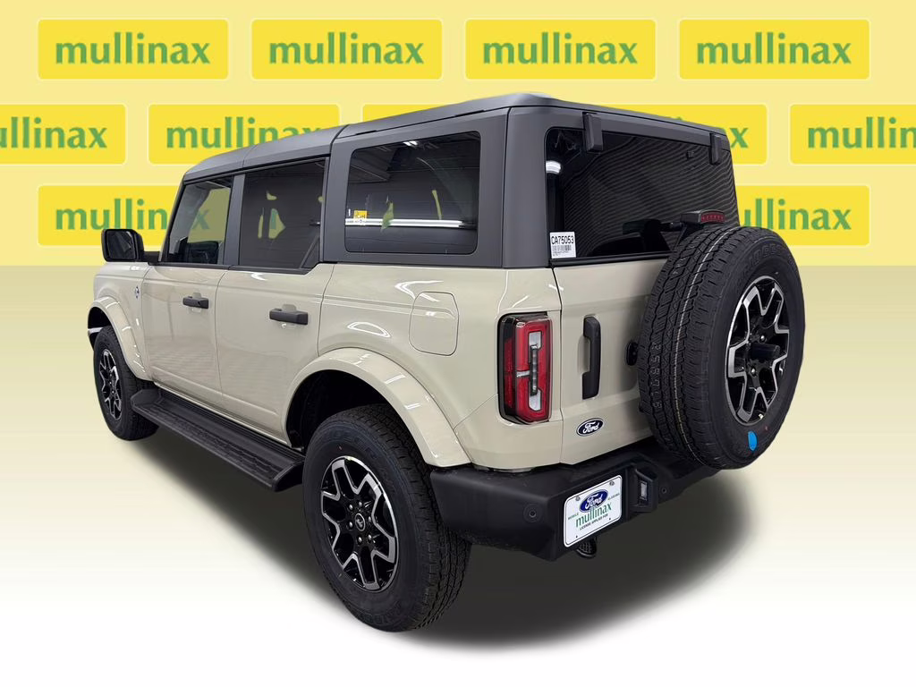 2026 Beige Ford Bronco Outer Banks 4X4 SUV