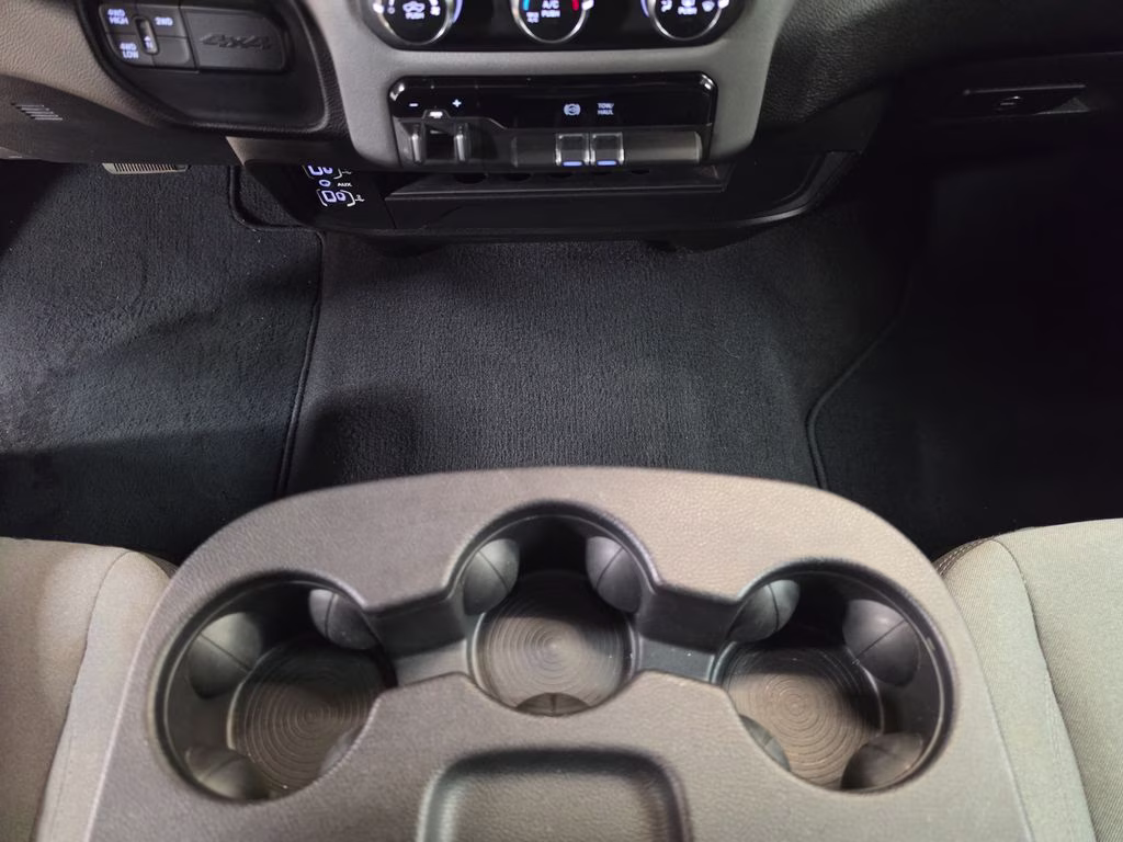 2024 Diamond Black Crystal Pearlcoat Ram 2500 Big Horn 4X4 Truck