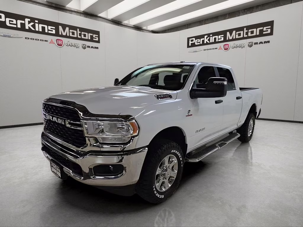 2024 Bright White Clearcoat Ram 2500 Big Horn 4X4 Truck