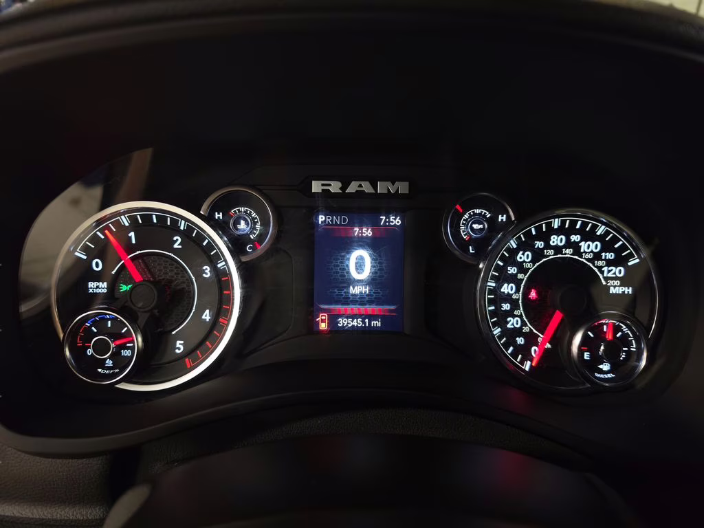 2024 Bright White Clearcoat Ram 2500 Big Horn 4X4 Truck