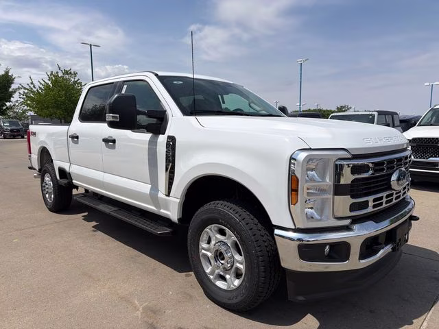 2026 Oxford White Ford Super Duty F-250 SRW XLT 4X4 Truck