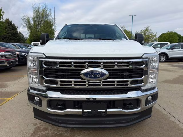 2026 Oxford White Ford Super Duty F-250 SRW XLT 4X4 Truck