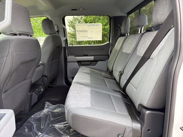 2026 Oxford White Ford Super Duty F-250 SRW XLT 4X4 Truck