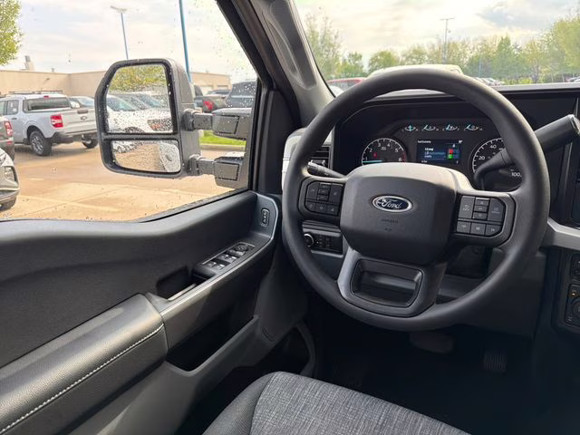 2026 Oxford White Ford Super Duty F-250 SRW XLT 4X4 Truck