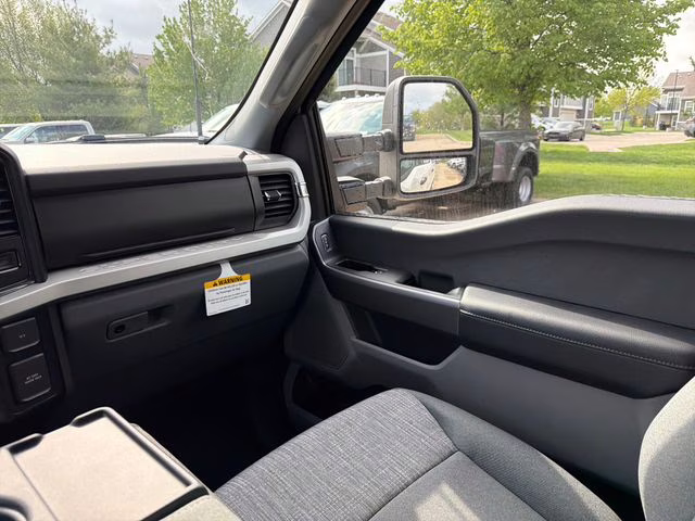2026 Oxford White Ford Super Duty F-250 SRW XLT 4X4 Truck