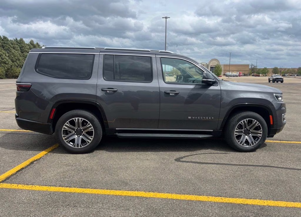 2024 Baltic Gray Metallic Clearcoat Jeep Wagoneer Series II RWD SUV