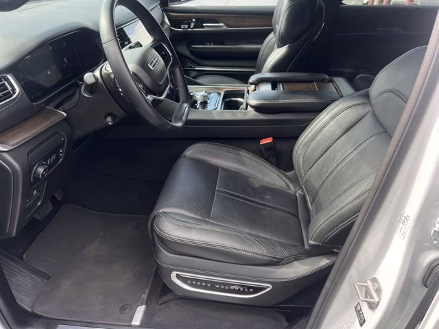 2023 Bright White Clearcoat Jeep Grand Wagoneer 4x4 4X4 SUV