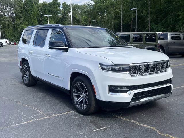 2023 Bright White Clearcoat Jeep Grand Wagoneer 4x4 4X4 SUV