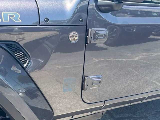 2026 Granite Crystal Metallic Clearcoat Jeep Wrangler 85th Anniversary 4X4 Convertible