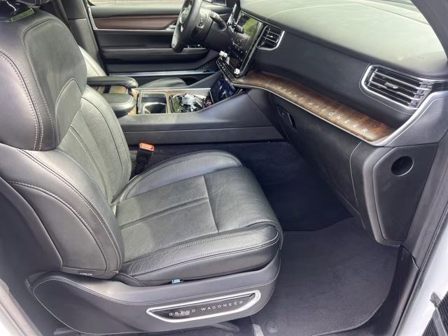 2023 White Jeep Grand Wagoneer 4x4 4X4 SUV