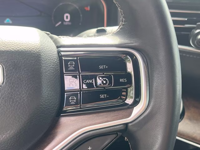 2023 White Jeep Grand Wagoneer 4x4 4X4 SUV