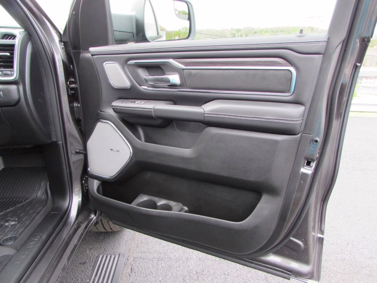2026 Granite Crystal Metallic Clearcoat Ram 1500 Laramie 4X4 Truck