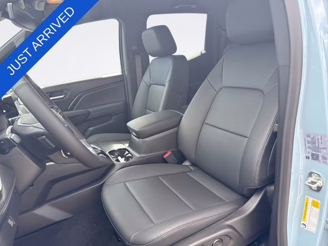 2026 Snowdrift Metallic Chevrolet Colorado LT RWD Truck