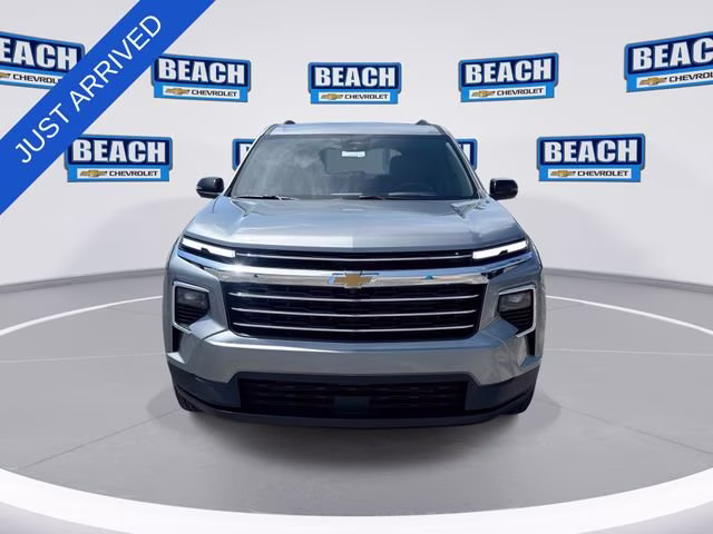 2026 Sterling Gray Metallic Chevrolet Traverse LT FWD SUV