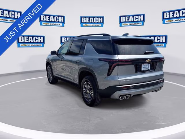 2026 Sterling Gray Metallic Chevrolet Traverse LT FWD SUV
