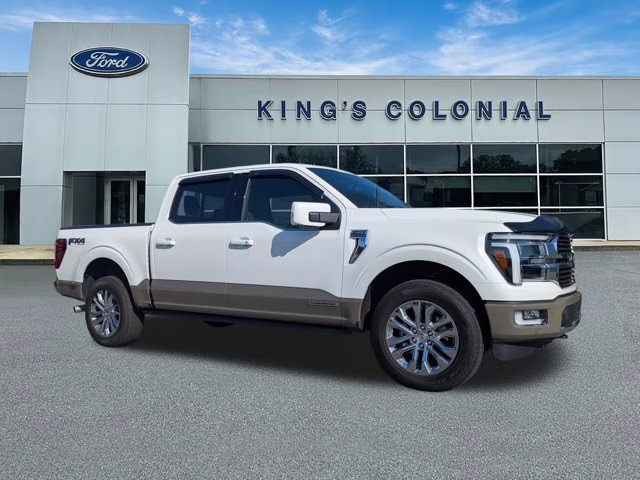 2025 Star White Metallic Tri-Coat Ford F-150 Crew Cab 4x4 King Ranch FX4 w/Java Leath 4X4 Truck