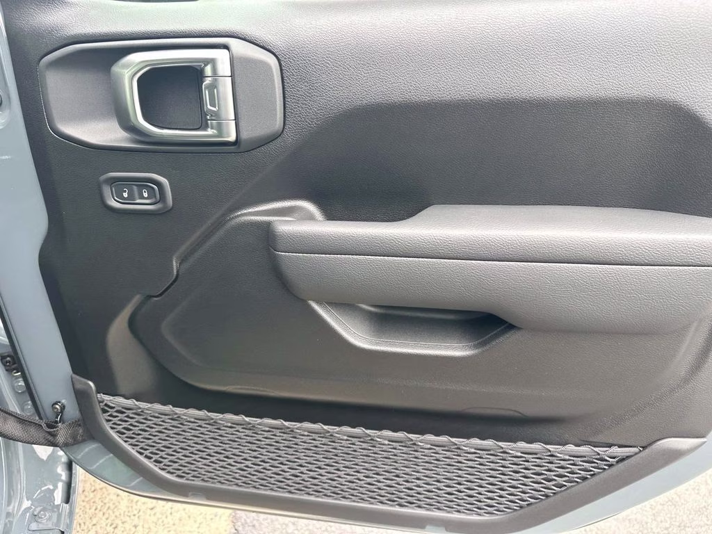 2026 Anvil Clear Coat Jeep Wrangler Sport 4X4 SUV