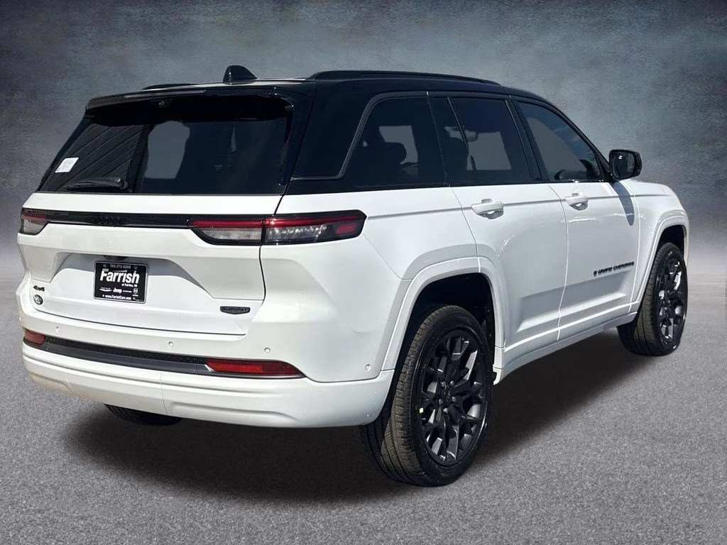 2026 Bright White Clearcoat Jeep Grand Cherokee Summit 4X4 SUV