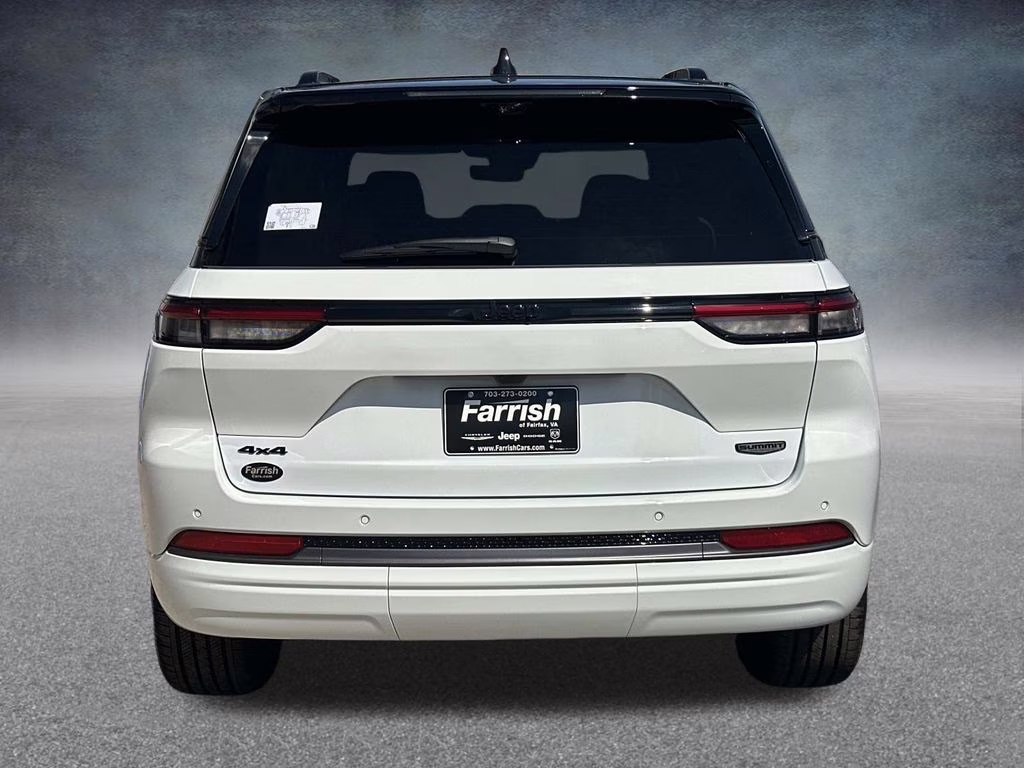 2026 Bright White Clearcoat Jeep Grand Cherokee Summit 4X4 SUV