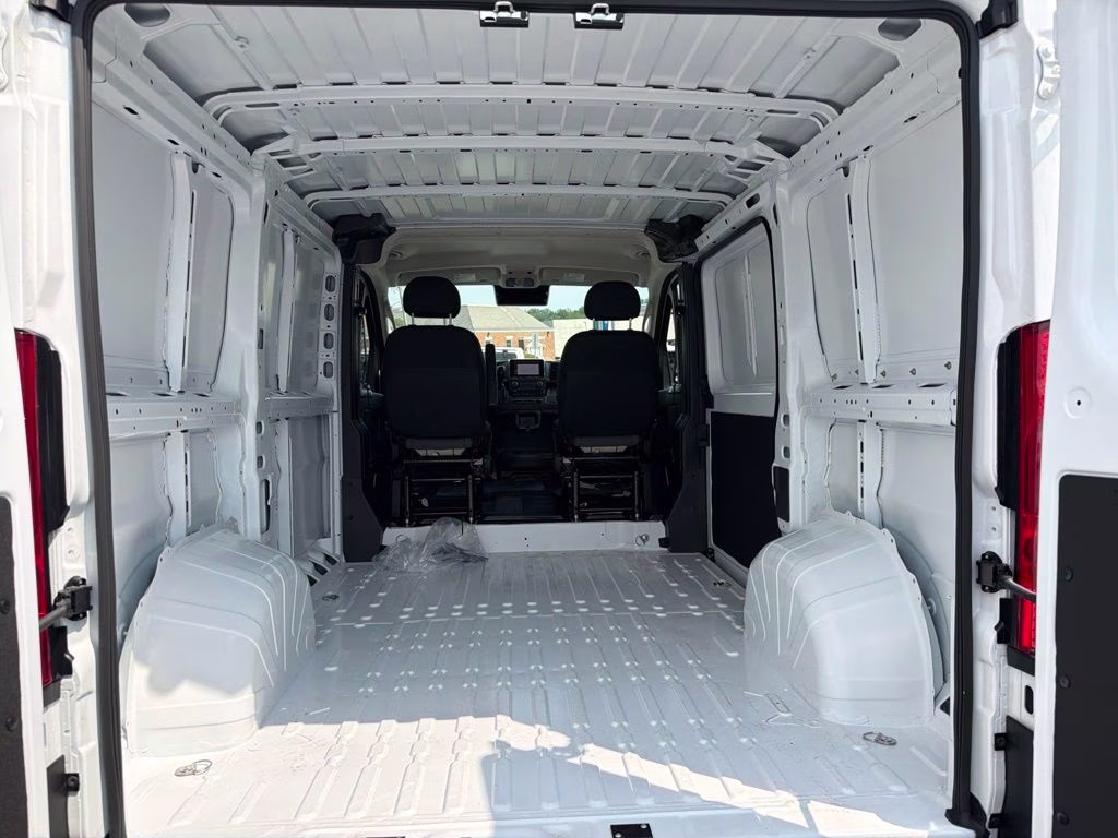 2026 Bright White Clearcoat Ram ProMaster 1500 Low Roof FWD Van