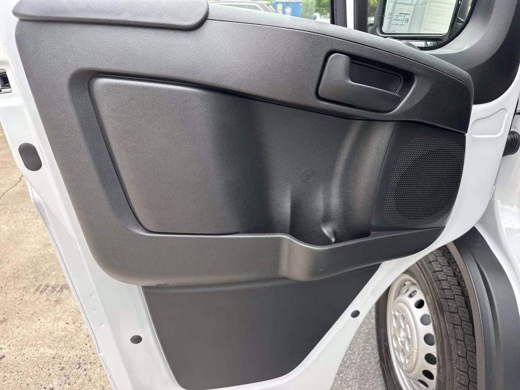 2026 Bright White Clearcoat Ram ProMaster 1500 Low Roof FWD Van
