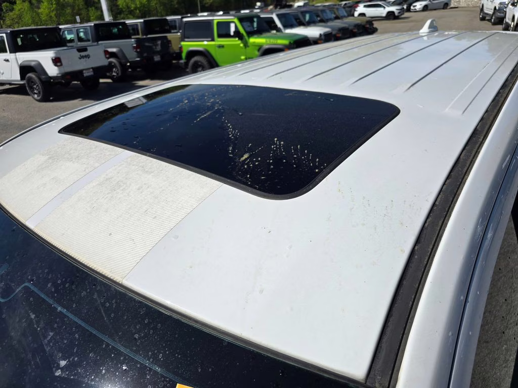 2021 White Knuckle Clearcoat Dodge Durango SRT 392 AWD SUV